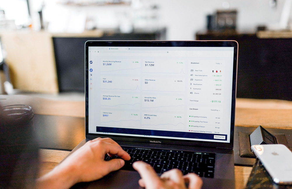 Advent calendar ideas for attracting online shop sales.